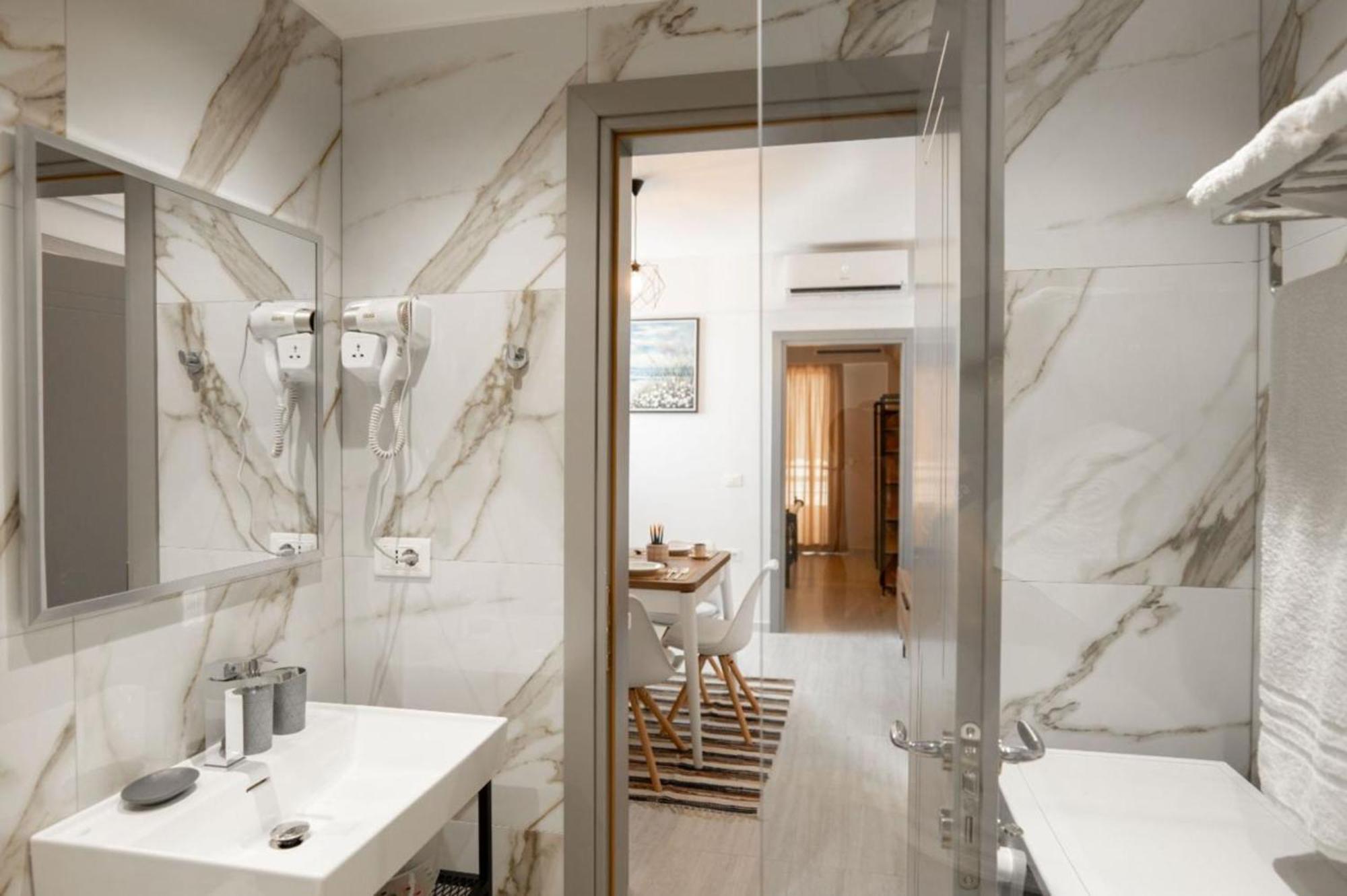 Aleksandra Apartments Sarandë 외부 사진